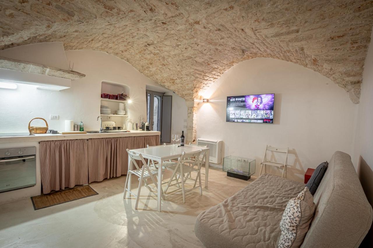 Vacation And Short Stay Suites & Apartments Ceglie - Celso 切列梅萨皮卡 外观 照片